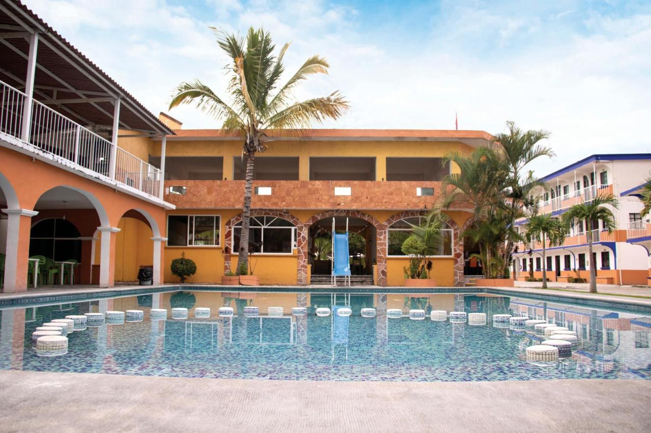 Hotel San Carlos Yautepec Buitenkant foto