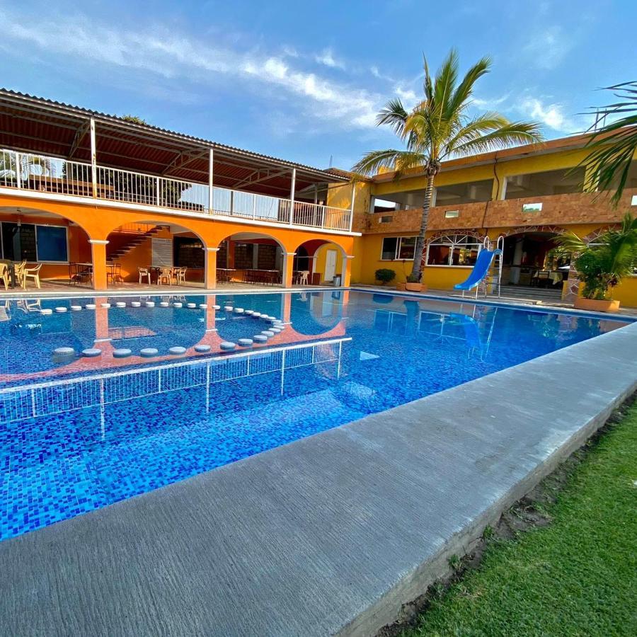 Hotel San Carlos Yautepec Buitenkant foto